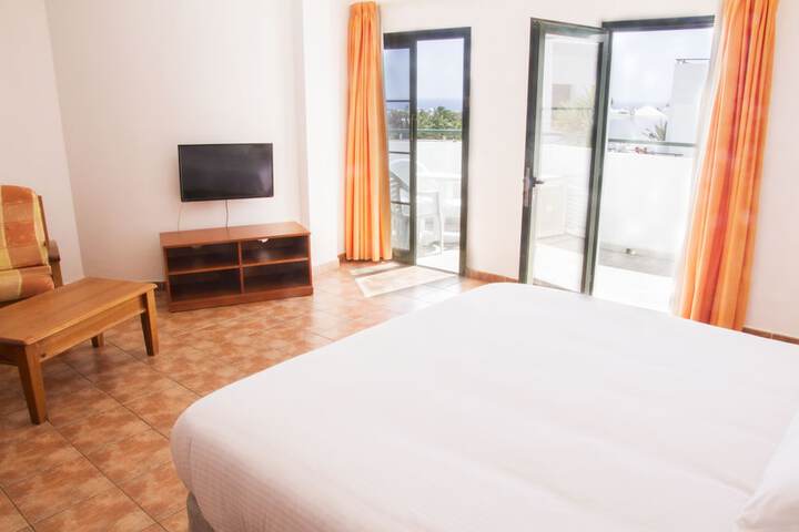 Room 15 of 36