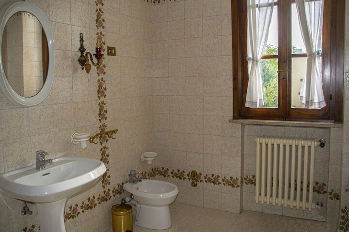 Room 18 of 31