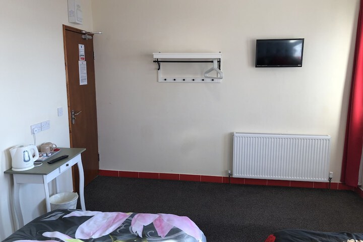 Room 3 of 31