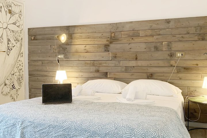Room 46 of 118