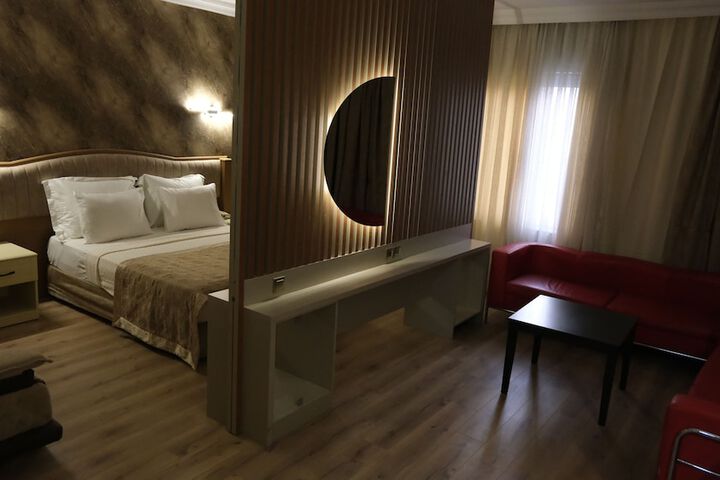 Room 14 of 46