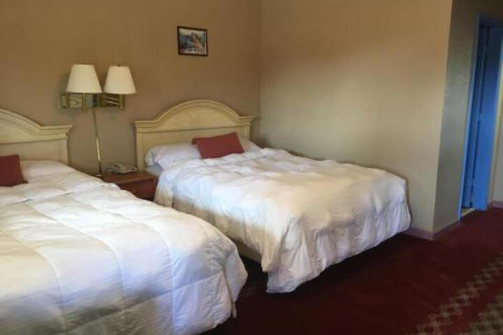 Photo of Ole Miss Motel