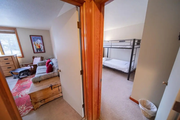 Room 5 of 22