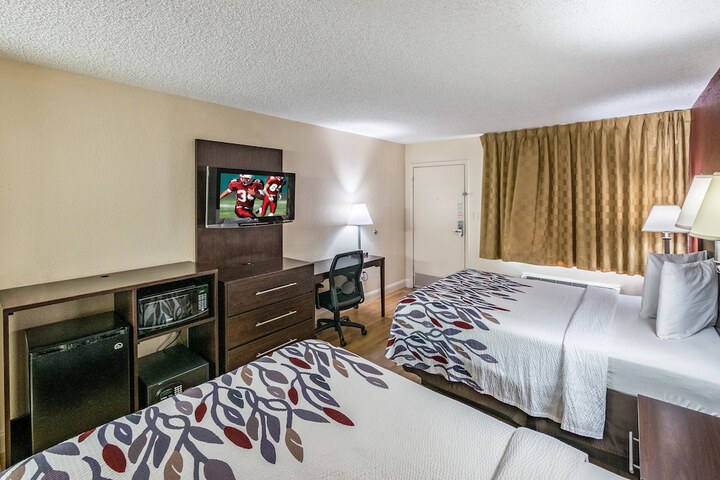 Deluxe 2 Double Beds (4 of 9)