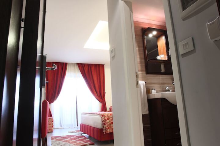 Room 19 of 88