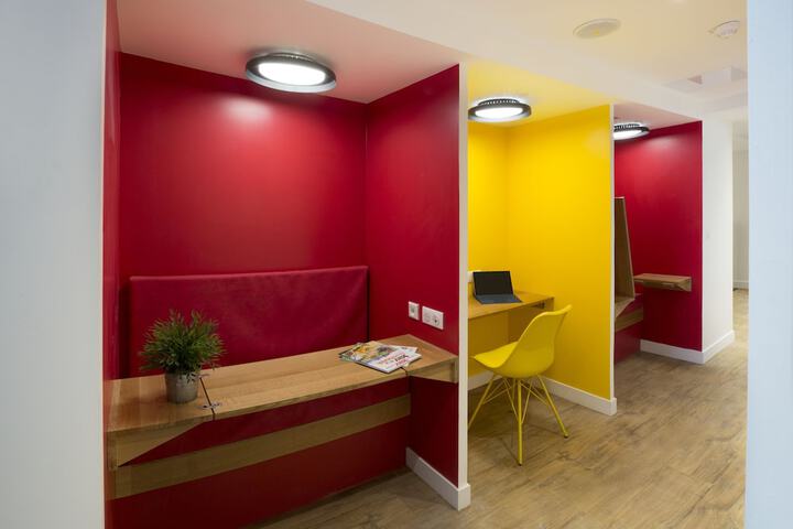 Entrance & Lobby