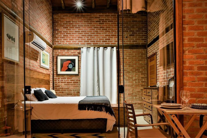 Room 29 of 356