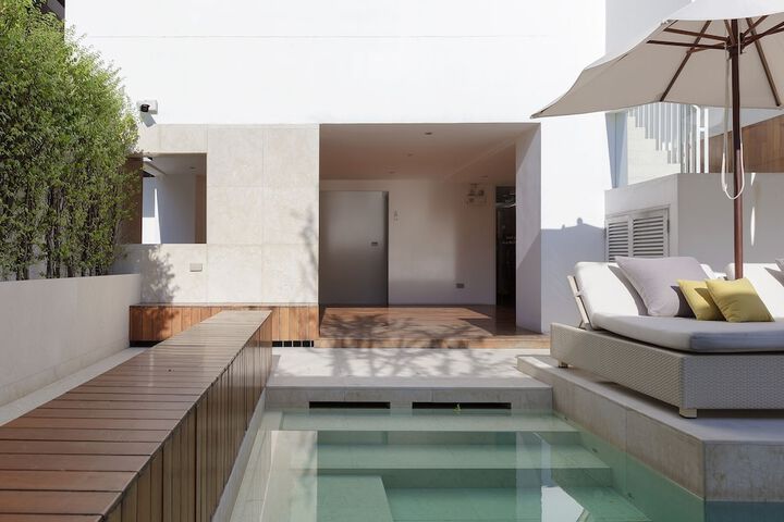 Pool 26 of 52