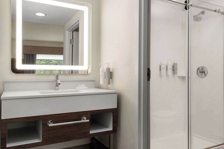 Bathroom shower