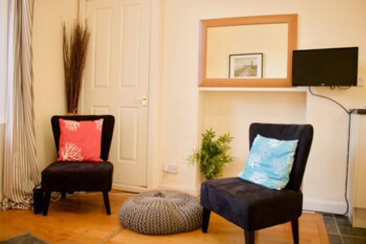 Charming 2 Bedroom Flat in Stockbridge