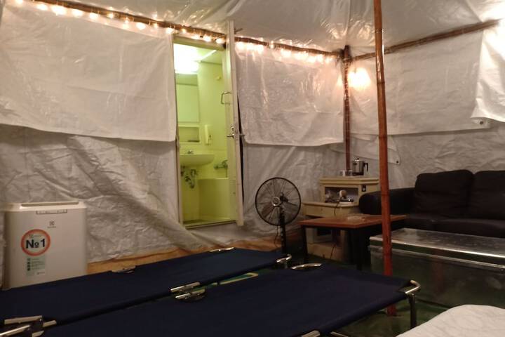Room 12 of 36