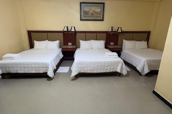 Room 15 of 31
