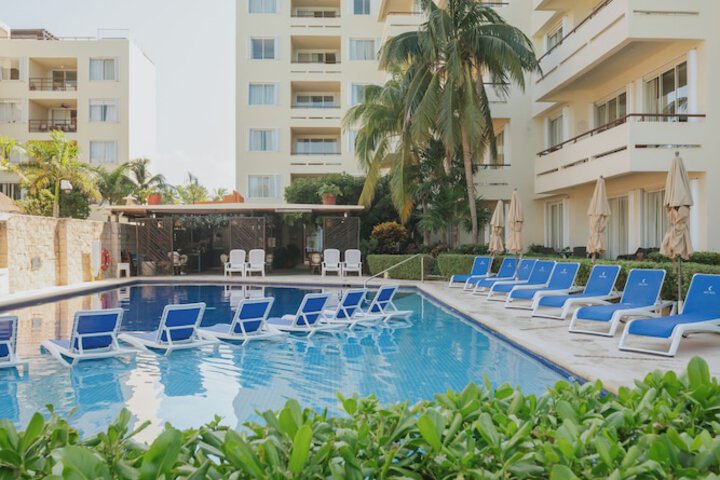 Pool 46 of 112