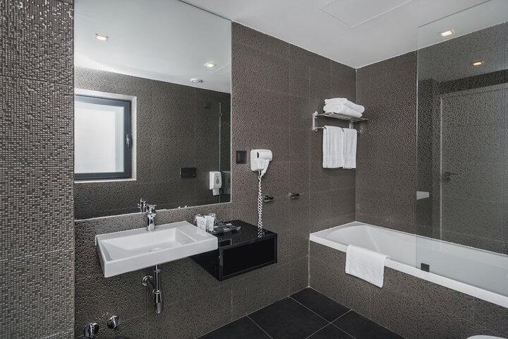 Room 29 of 58