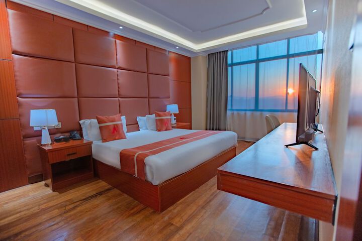 Room 6 of 29