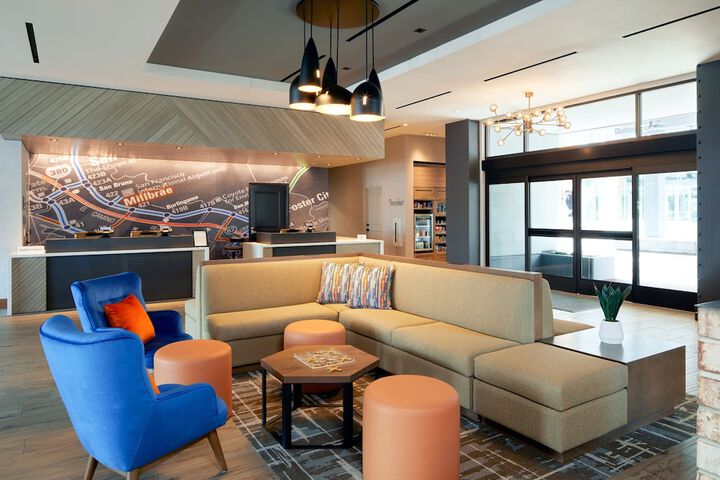 Hotel Interior 12 of 86
