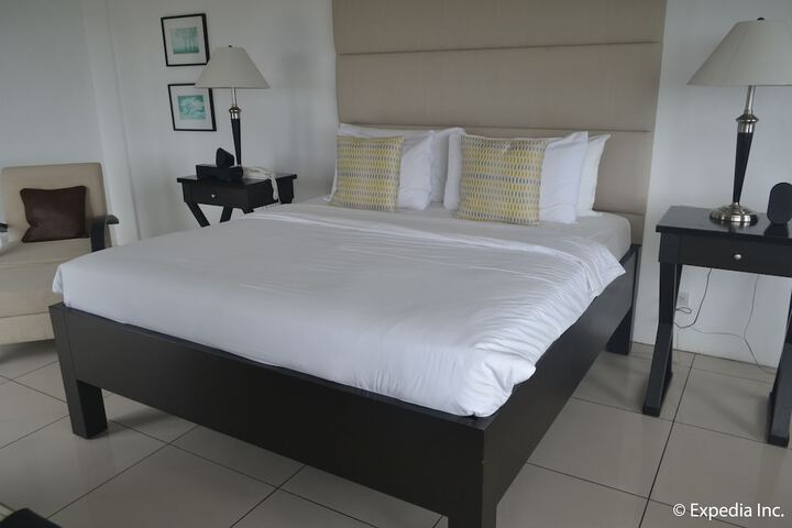 Room 15 of 81