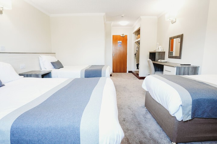 Room 15 of 64