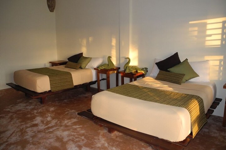 Room 6 of 22