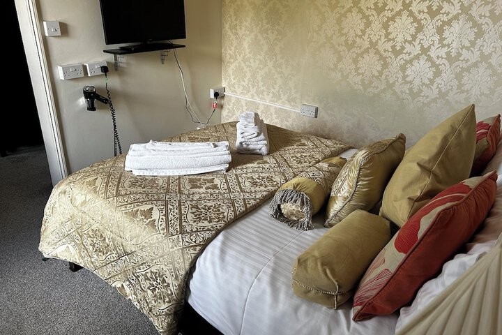Room 34 of 68