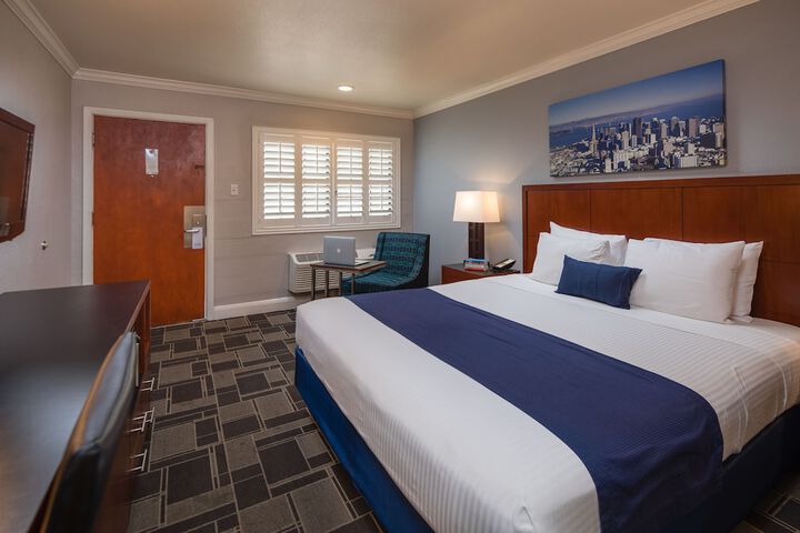 Standard | King Bed (1 of 5)