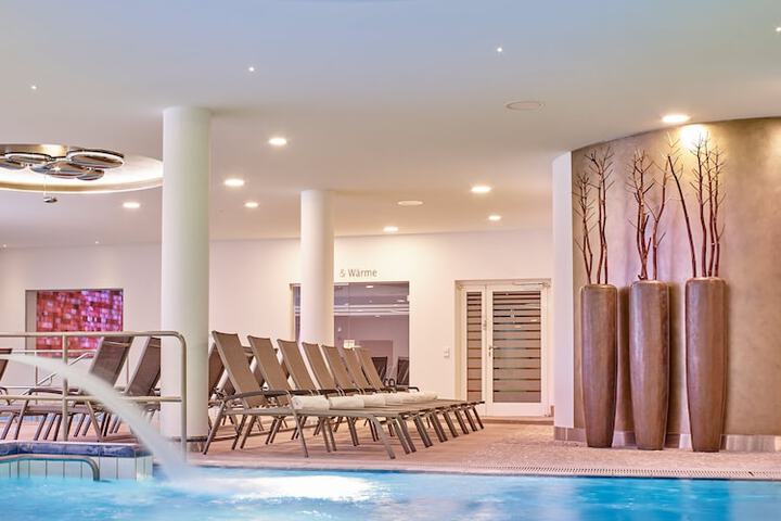 Pool 39 of 71