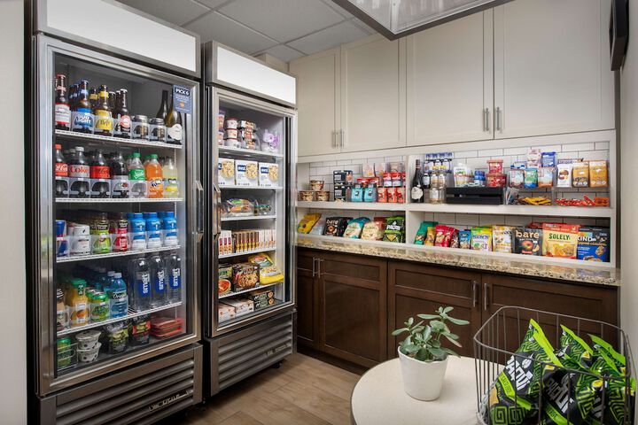 Snack bar
