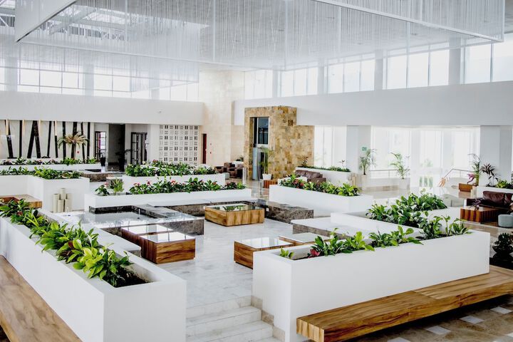Hotel Interior 2 of 122