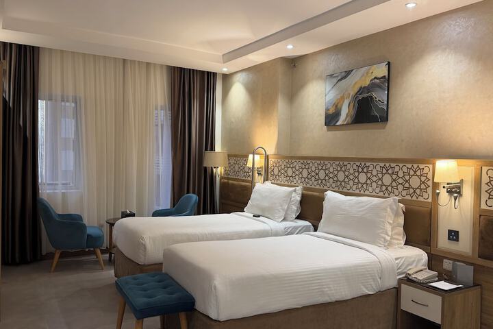 Room 41 of 74