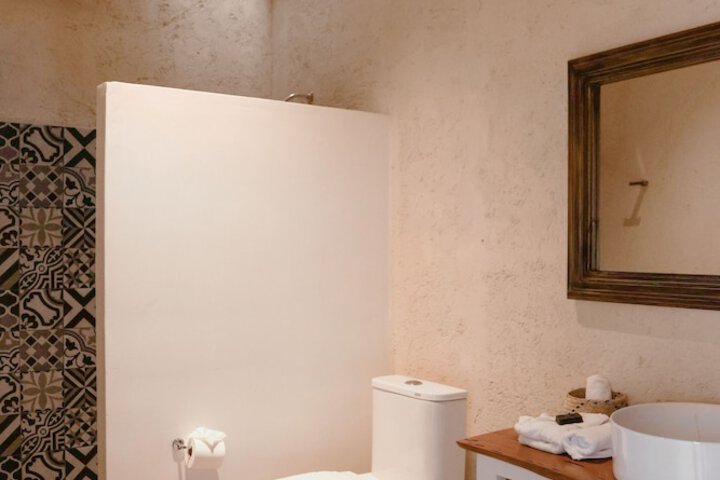 Room 21 of 26