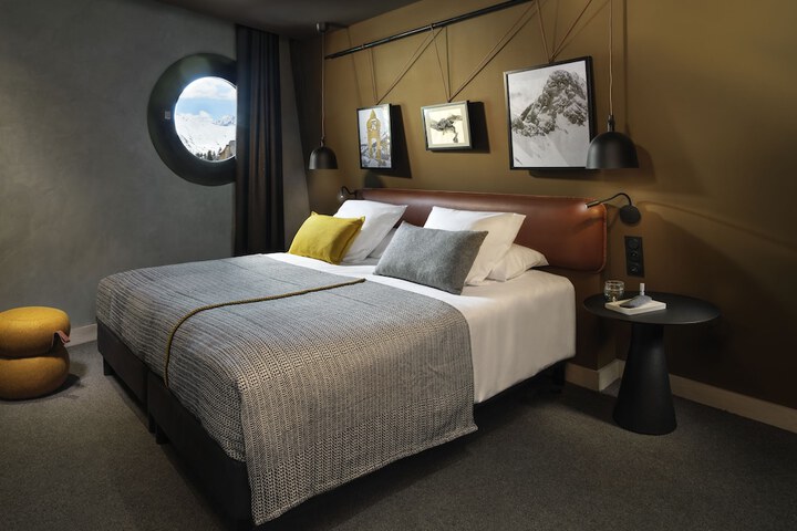 Room 4 of 47
