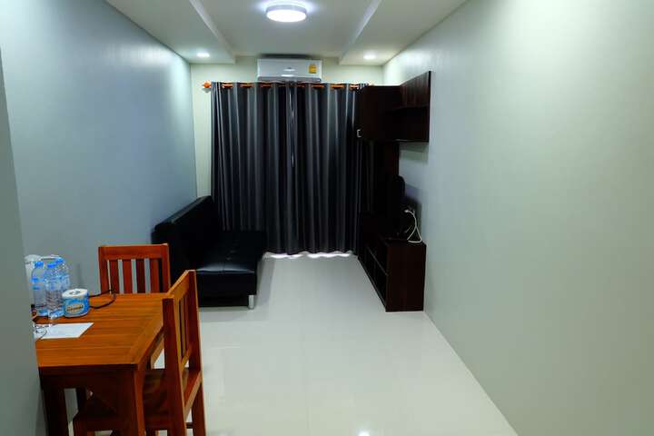 Room 9 of 44
