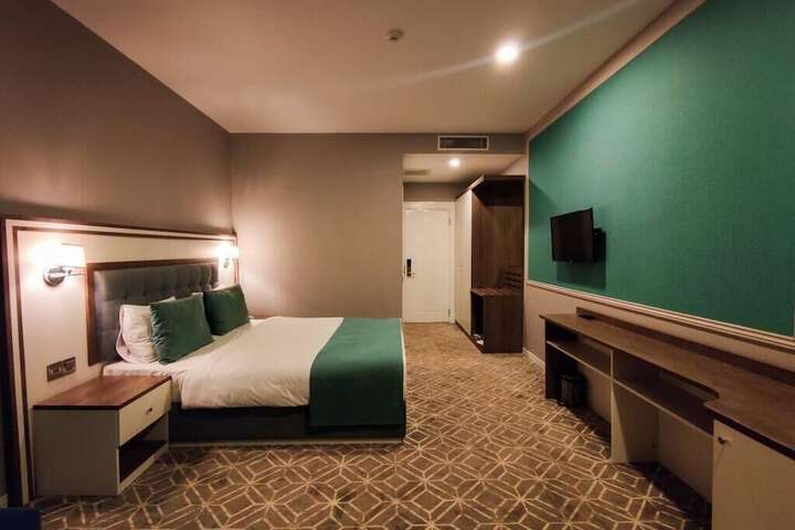 Room 14 of 58