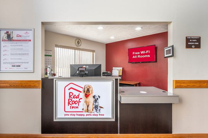 Hotel Interior 6 of 34