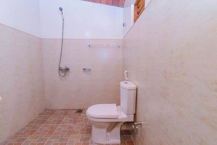 Room 12 of 13