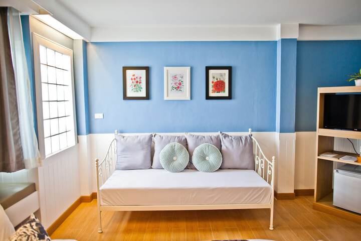 Room 34 of 68