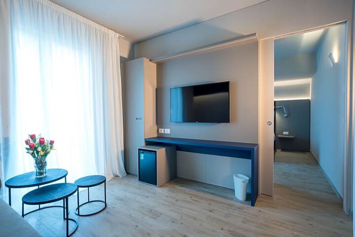 Room 13 of 69