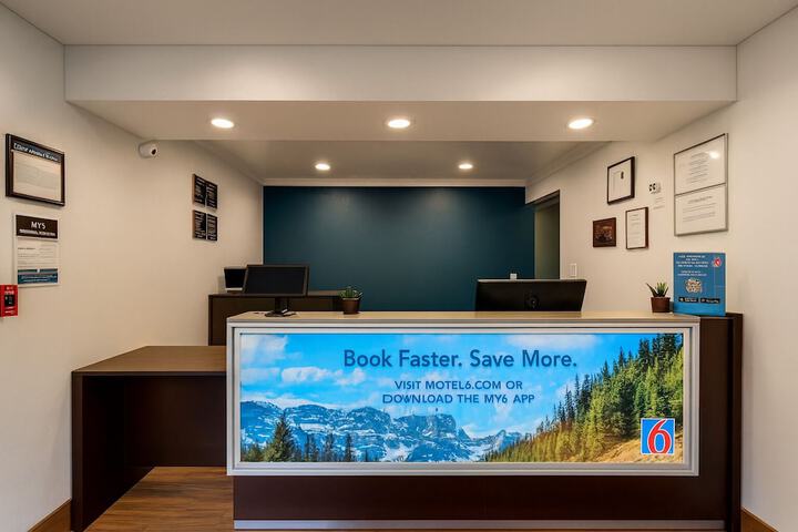 Hotel Interior 5 of 88