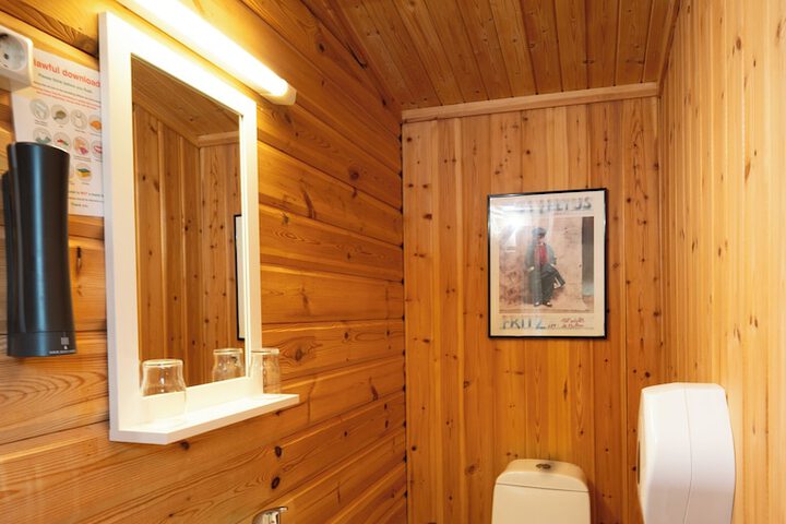 Room 28 of 57