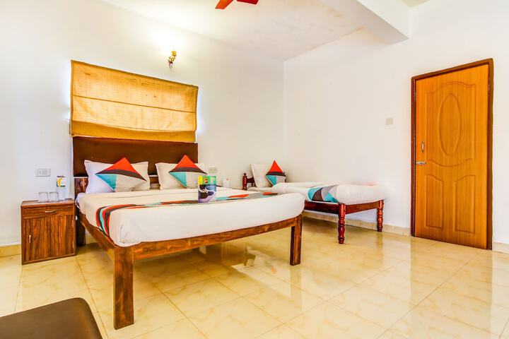 Room 2 of 15