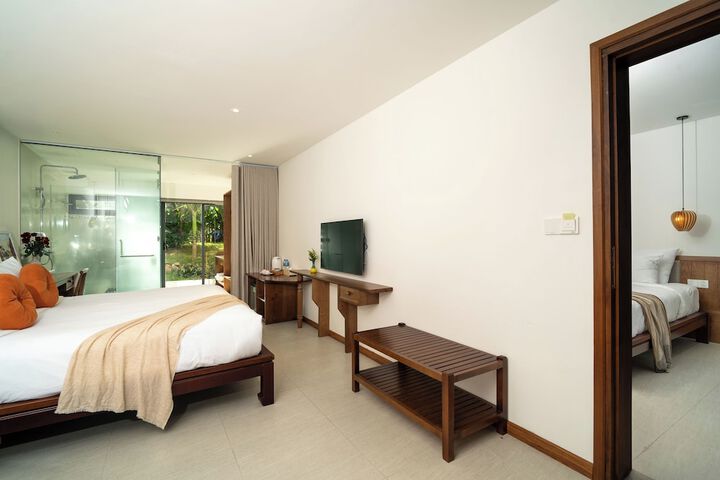Room 36 of 75