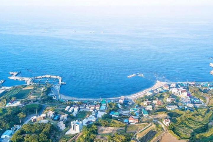 General 8 of 21