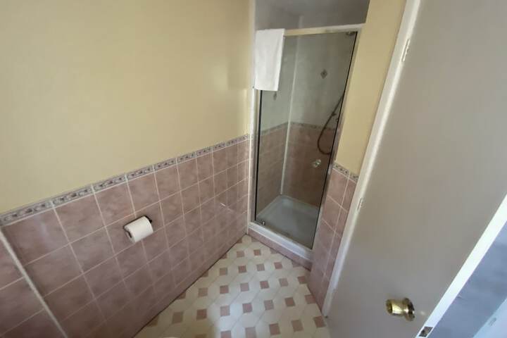 Room 63 of 87