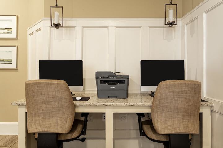 Business Center 33 of 48