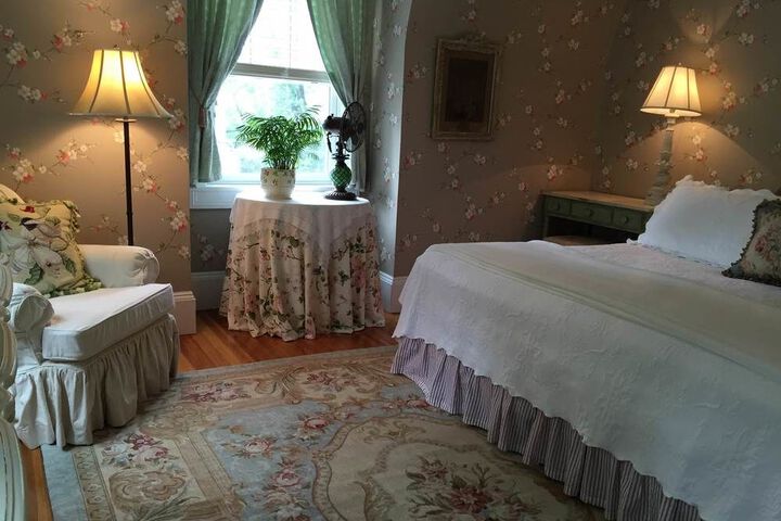 Room 13 of 48