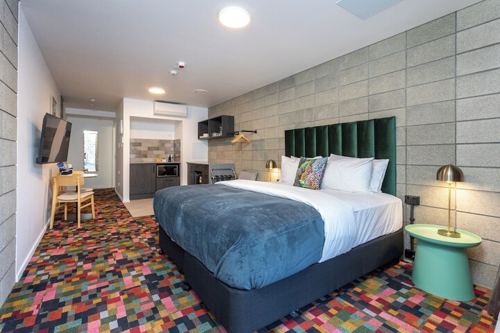 Room 56 of 111