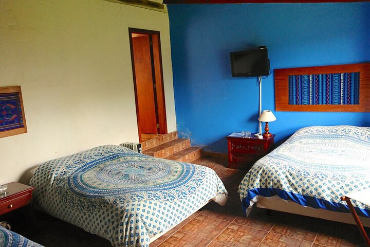 Room 4 of 34