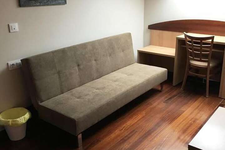 Room 15 of 53