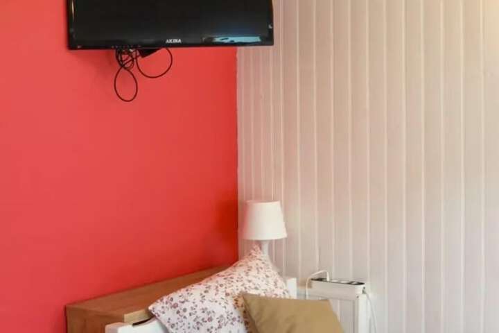 Room 25 of 81