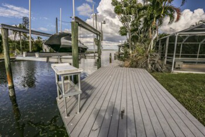 Property Grounds 18 of 25